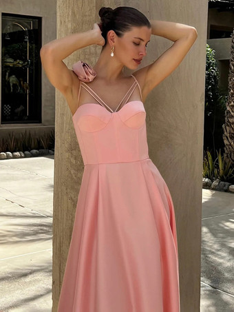 ハートネックラインAラインミディ丈スリップドレス（3Dフラワーデコレーション付き）2025