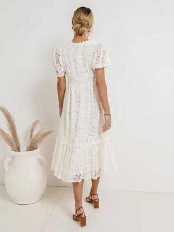 パフスリーブ、Vネックラインのレースミディドレス 2026