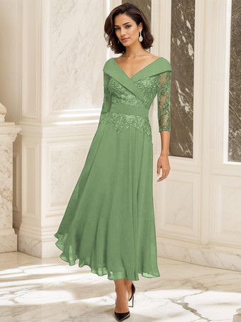 セージグリーン花嫁の母のためのパーティードレス。Vネック、七分袖、ボールガウン、レース、ティーレングスのゲストドレス。結婚式用。