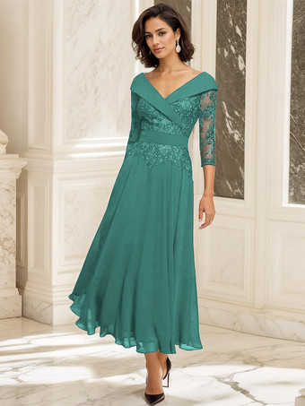 ティール花嫁の母のためのパーティードレス。Vネック、七分袖、ボールガウン、レース、ティーレングスのゲストドレス。結婚式用。