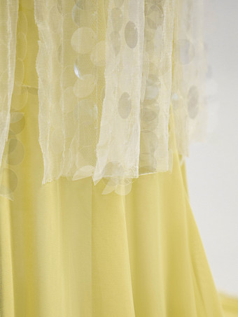 バターイエローのスパークリングスパンコールドレス、アシンメトリーヘム、Vネック、バックレス、シアーマキシマーメイドドレス（レディース、2025年）