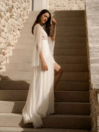 シンプルなウェディングドレス ボールガウン Vネック 長袖 ボタン付き ブライダルドレス