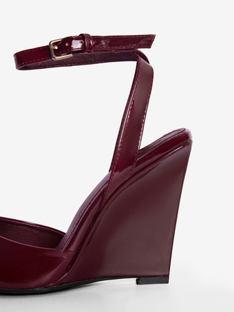 ブラックウェッジパンプス、ピープトゥ、アンクルストラップ、ウェッジシューズ（レディース）