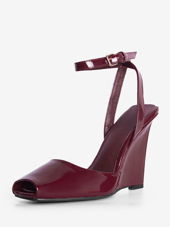 バーガンディーブラックウェッジパンプス、ピープトゥ、アンクルストラップ、ウェッジシューズ（レディース）