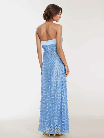 夏のイベントにぴったりの、ティアドロップレースアップリケ付きノースリーブバルコネットマキシドレス（2025年）