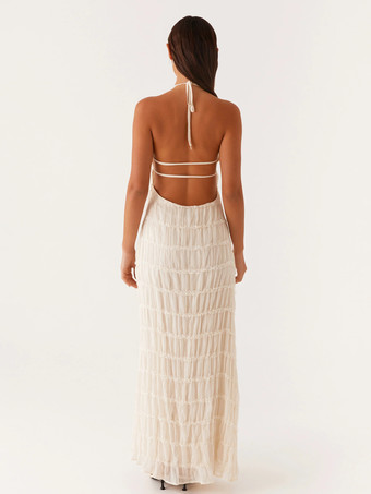 ビーチやカジュアルなイベントにぴったりのホルターネックのテクスチャードマキシドレス（2025年）