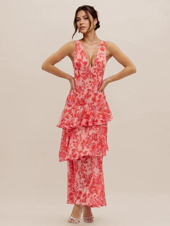 深めのVネックとオープンバックが特徴の花柄プリントのレイヤードフリルロングドレス 2025