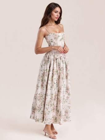 2025年夏のセミフォーマルイベントにぴったりのヴィンテージフローラルマキシスリップドレス