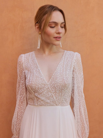 レースのウェディングドレス、トレーン付きAライン、長袖、レース、Vネック、ブライダルガウン