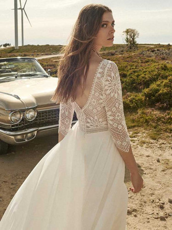 ボヘミアン ウェディングドレス レース カットアウト Aライン トレーン付き バックレス 3/4 丈スリーブ Vネック アイボリー