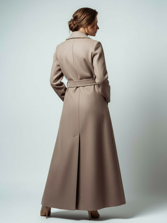 取り外し可能なケープとベルト付きマキシダブルブレストウールコート（レディース 2025）