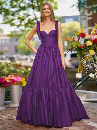 ラベンダープロムドレス Aライン 恋人ネック 弾性シルクのようなサテン ノースリーブ フリル 結婚式のゲストドレス