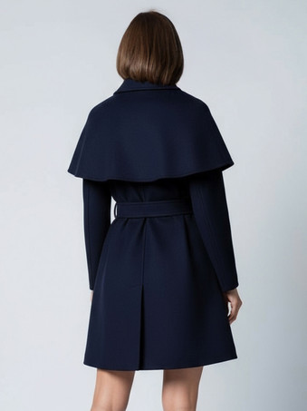 Cappotto corto in lana con cintura mantellina staccabile e silhouette a trapezio per donna 2025
