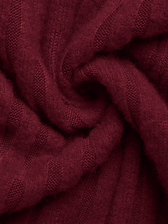 2025年レディース向け、バーガンディリブニットセット（オフショルダートップス＆マキシスカート）