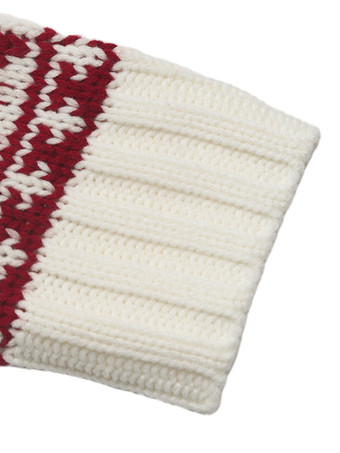 2025年のクリスマスにぴったりのケーブルニットフェアアイルセーター