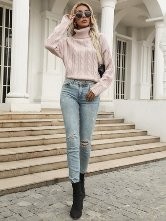 ソフトピンクのケーブルニットセーター（タートルネック付き、レディース向け）2026年