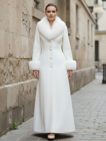 フェイクファーの襟と袖口が付いたマキシ丈のホワイトウールコート（レディース 2025年）