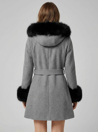 ベルト付きウール混フード付きコート（ブラックフェイクファーカフス付き）レディース 2025