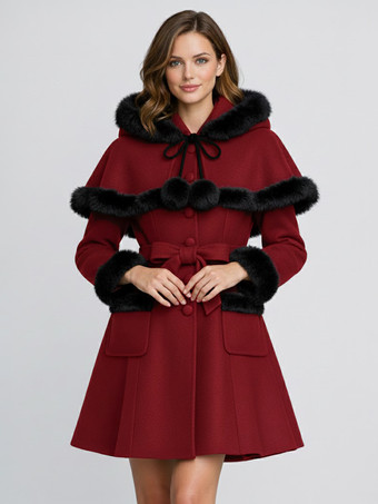 ワインレッド フェイクファートリム、ベルト付きウール混紡コート（フード付きケープ付き、レディース）2025年モデル