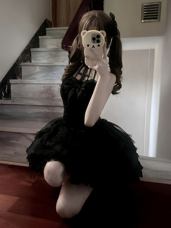 ゴシックブラックロリータドレスマルチレイヤーフリルホルターゴシックドレス