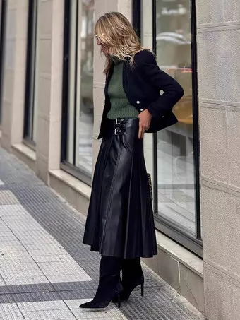Black Vintage Pleated Faux Leather Midi Skirt With Double Buckle