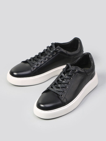 Scarpe casual da uomo nere con lacci e punta tonda in vera pelle