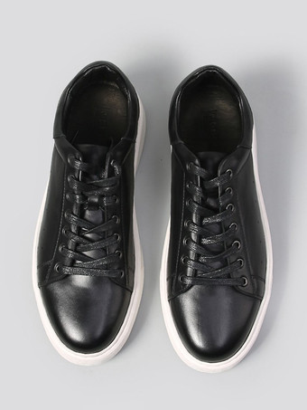 Scarpe casual da uomo nere con lacci e punta tonda in vera pelle