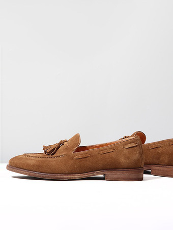 メンズ スエード ボートローファー ラウンドトゥ スリッポン カジュアルシューズ タッセル付き