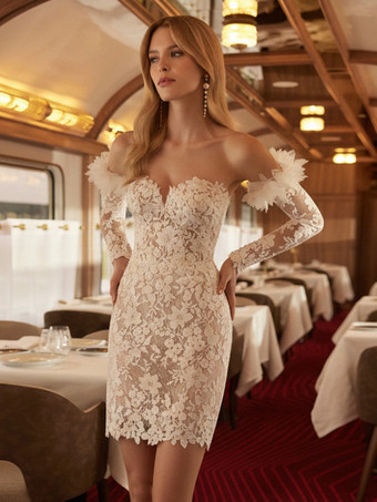 アイボリーショートウェディングドレス ショートスウィートハートネック 7分袖 ショートナチュラルウエスト レースブライダルドレス