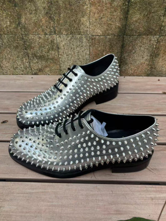 Silberne Ballschuhe mit Nieten runde Zehenpartie Schnürung Partyschuhe