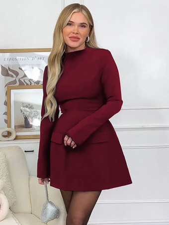 BordeauxMini abito aderente minimalista a maniche lunghe per donna 2026