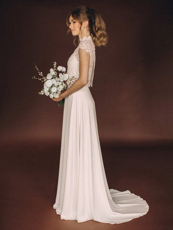 アイボリースリーピースウェディングドレス シフォンレース イリュージョンネックライン ツーピース トレーン付き バックレス 半袖 ロング ホワイト