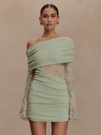 Vestido mini ajustado con hombros descubiertos manga larga y fruncido de encaje para mujer 2026
