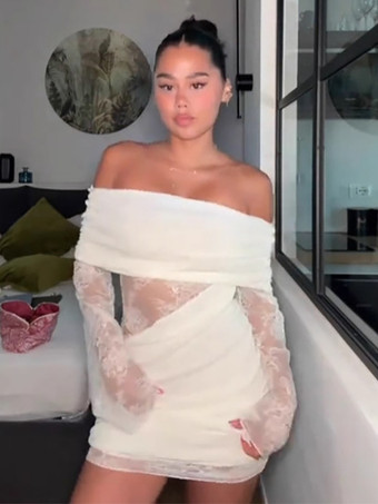 Vestido mini ajustado con hombros descubiertos manga larga y fruncido de encaje para mujer 2026