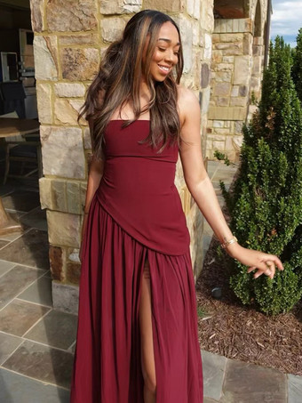 BordeauxAbito lungo da festa senza spalline con design asimmetrico e sciarpa per donna 2026