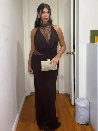 Abito lungo aderente senza maniche con collo alto in pizzo patchwork e ritagli per donna 2026