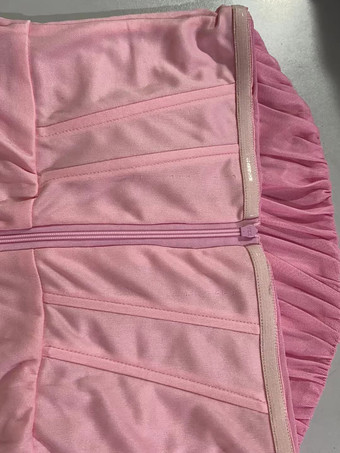 グラデーションカラーのストラップレスマキシドレス（レディース） - ピーチカラーのギャザー入りボディコンチューブドレス（バックスリット付き） - 2026年夏リゾートウェア