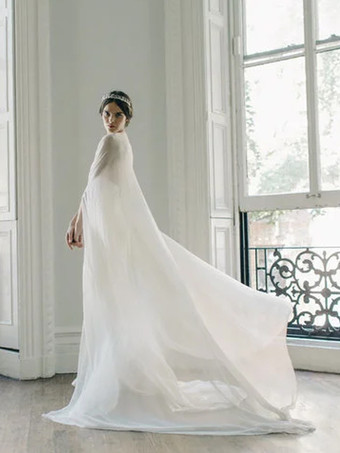 ウェディングラップ アイボリーデザインネックライン スリットスリーブショール シフォンブライダルカバーアップ