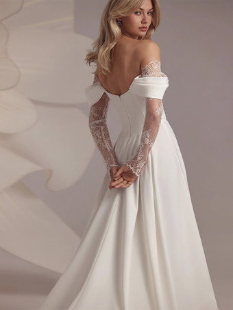 ボヘミアンウェディングドレス、ネックラインのデザイン、長袖、トレーン付きレースブライダルガウン