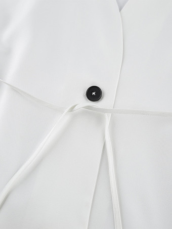 Vネックのラップトップスとハイウエストロングスカートのツーピースセット（レディース 2026年）