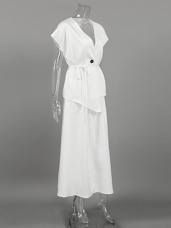 Vネックのラップトップスとハイウエストロングスカートのツーピースセット（レディース 2026年）