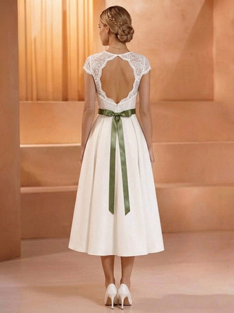 ヴィンテージショートウェディングドレス スウィートハートネック 半袖 ナチュラルウエスト レース ティーレングス サッシュブライダルガウン