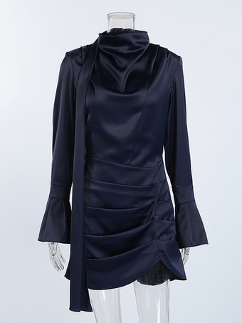 ネイビーブルーのサテンミニドレス（レディース） - エレガントなギャザー入りスタンドカラー、フレアスリーブ - 2026年春のカクテルパーティーに最適
