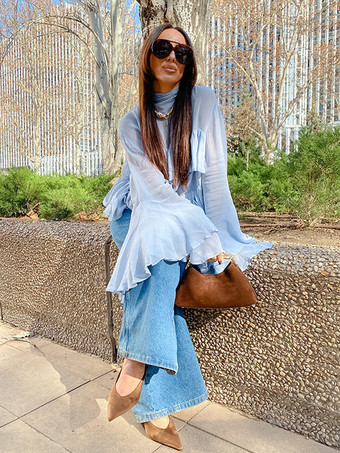 ティアードフリルライトブルーレディースブラウス - エレガントなハイネックベルスリーブトップス - ボヘミアンシックビーチウェア 2026