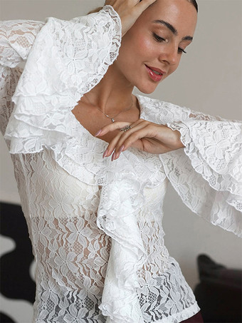 ホワイトフローラルレースのレディースブラウス - エレガントなフリルフレアスリーブシースルートップ - コケットフェアリーコアスプリングナイトアウトクラブウェア2026