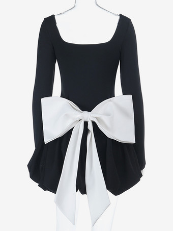 スクエアネックのレディースバブルミニドレス、大きなリボン付き - ブラック、長袖、エレガントなコントラスト - オードリースタイル、春のパーティウェア 2026