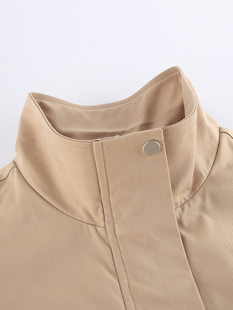 カーキ色のスタンドカラーのレディースウィンドブレーカージャケット - シックなドローストリングウエストのゆったりとしたフィット感 - 実用的なカーゴスタイル 2026年春のストリートウェア