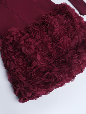 3Dローズペタルヘムバーガンディレディースミニドレス - スカーフ付きロマンティックボディコンドレス - コケットな美学サマーパーティー衣装2026