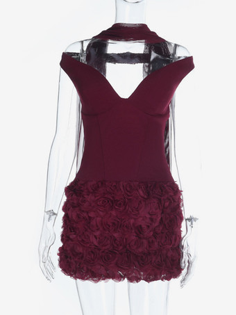 3Dローズペタルヘムバーガンディレディースミニドレス - スカーフ付きロマンティックボディコンドレス - コケットな美学サマーパーティー衣装2026