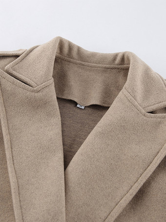 オートミールカラーのワイドラペルレディースショートブレザー - パッド入りショルダーボックスフィットジャケット - シックな春のストリートスタイル 2026